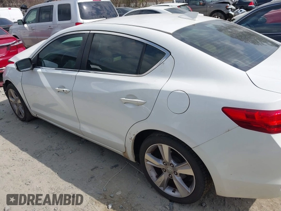 2013 Acura ILX Tech Pkg with VIN 19VDE1F78DE009807, listed as a IAAI auction lot 41784271 with 169,860 mi miles. Bid and sale history available at carsss.com. Image 14.