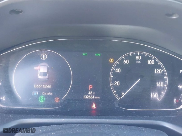 2018 Honda Accord Sedan LX 1.5T with VIN 1HGCV1F13JA174145, listed as a IAAI auction lot 41656523 with 132,664 mi miles. Bid and sale history available at carsss.com. Image 7.