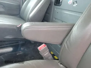 2015 Chevrolet Express Cargo with VIN 1GCWGFCF0F1248728, listed as a IAAI auction lot 42561489 with 263,640 mi miles and . Bid and sale history available at DreamBid. Image 31.