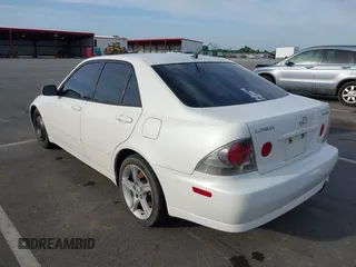 2001 Lexus IS with VIN JTHBD182610006684, listed as a IAAI auction lot 42046945 with 318,600 mi miles. Bid and sale history available at carsss.com. Image 3.