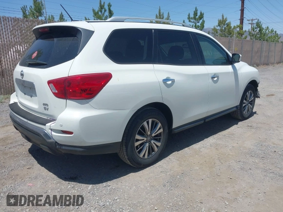 2017 Nissan Pathfinder SL with VIN 5N1DR2MM1HC636397, listed as a IAAI auction lot 42404379 with 135,858 mi miles and . Bid and sale history available at DreamBid. Image 4.
