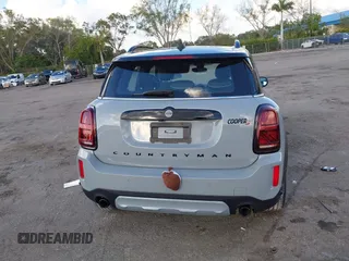 2024 MINI Countryman Cooper S with VIN WMZ53BR01R3R51959, listed as a IAAI auction lot 41187692 with 7,177 mi miles and . Bid and sale history available at DreamBid. Image 17.