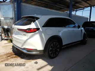 2024 Mazda CX-90 Premium Plus z VIN JM3KKEHA7R1134208, wystawiony jako Copart lot #53838335 z przebiegiem 5 622 mil mil oraz Szkoda całkowita • Salvage title. Historia ofert i sprzedaży dostępna na DreamBid. Obrazek 3.