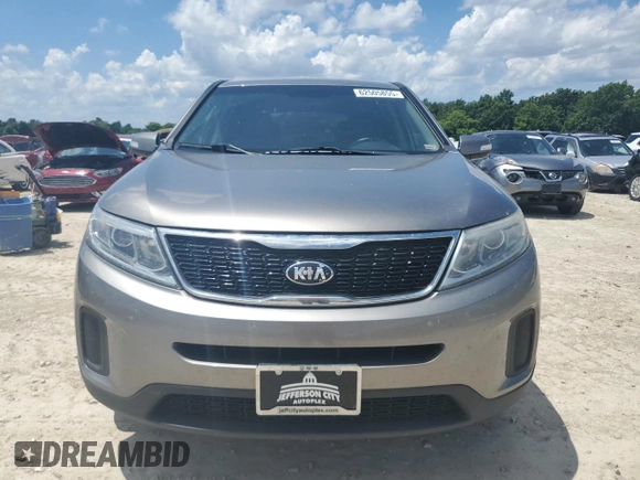 2015 Kia Sorento LX with VIN 5XYKTCA6XFG563967, listed as a Copart auction lot 62505855 with 194,440 mi miles and Clean title. Bid and sale history available at DreamBid. Image 5.