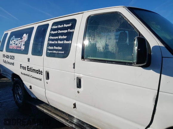 2013 Ford Econoline Passenger XL z VIN 1FBSS3BL5DDA43280, wystawiony jako IAAI lot #41583503 z przebiegiem 315 846 mil mil oraz . Historia ofert i sprzedaży dostępna na DreamBid. Obrazek 13.