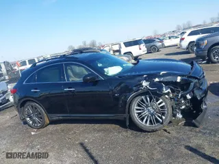 2016 Infiniti QX70 with VIN JN8CS1MW6GM750280, listed as a IAAI auction lot 41588491 with 78,266 mi miles. Bid and sale history available at carsss.com. Image 13.