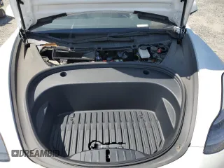 2023 Tesla Model 3 z VIN 5YJ3E1EA6PF540776, wystawiony jako Copart lot #59879575 z przebiegiem 19 320 mil mil oraz Szkoda całkowita • Salvage title. Historia ofert i sprzedaży dostępna na DreamBid. Obrazek 11.
