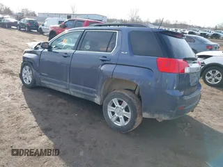 2013 GMC Terrain SLE z VIN 2GKALSEKXD6312913, wystawiony jako IAAI lot #41787328 z przebiegiem 153 646 mil mil oraz . Historia ofert i sprzedaży dostępna na DreamBid. Obrazek 3.