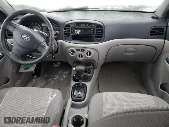 2007 Hyundai Accent GL z VIN KMHCN45C07U072761, wystawiony jako Copart lot #42321615 z przebiegiem 158 492 mil mil oraz Szkoda całkowita • Salvage title. Historia ofert i sprzedaży dostępna na DreamBid. Obrazek 8.