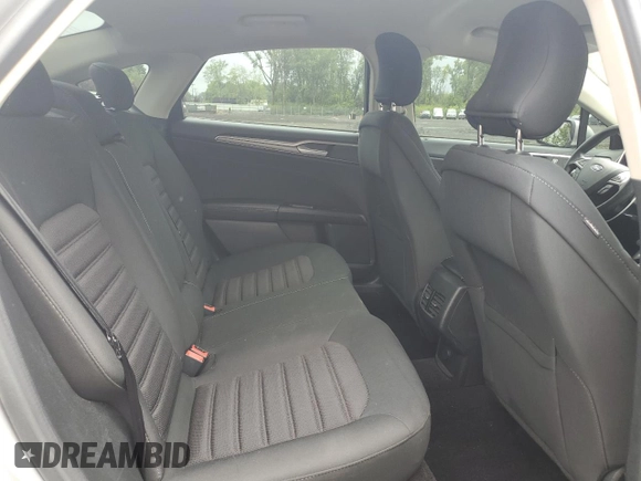 2017 Ford Fusion SE с VIN 3FA6P0H74HR183850, выставлен на аукционе Copart как лот 61140595 с пробегом 60 996 миль миль и Списание • Salvage title. История ставок и продаж доступна на DreamBid. Изображение 10.
