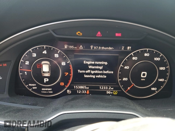 2017 Audi Q7 Premium Plus with VIN WA1LAAF74HD009710, listed as a Copart auction lot 62352705 with 153,865 mi miles and Clean title. Bid and sale history available at DreamBid. Image 9.