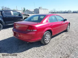 2006 Chrysler Sebring Sdn Touring with VIN 1C3EL56RX6N239488, listed as a IAAI auction lot 41963916 with 178,489 mi miles. Bid and sale history available at carsss.com. Image 4.