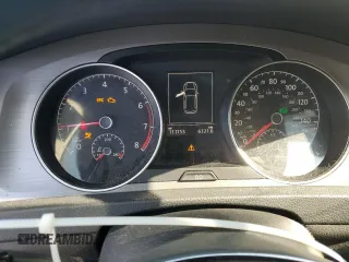 2015 Volkswagen Golf TSI S z VIN 3VW217AU4FM008489, wystawiony jako Copart lot #58755665 z przebiegiem 111 753 mil mil oraz Szkoda całkowita • Salvage title. Historia ofert i sprzedaży dostępna na DreamBid. Obrazek 9.