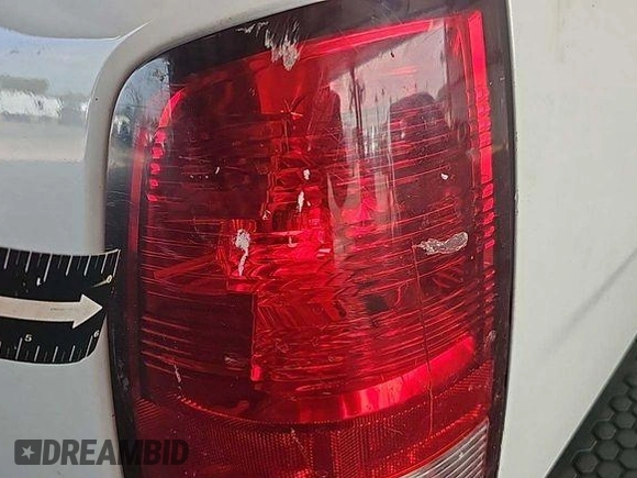 2023 Ram 1500 Tradesman z VIN 3C6JR6DG6PG541121, wystawiony jako IAAI lot #42516901 z przebiegiem 55 607 mil mil oraz . Historia ofert i sprzedaży dostępna na DreamBid. Obrazek 14.
