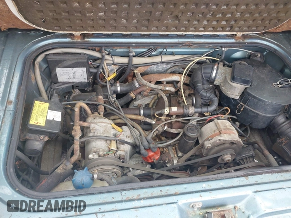 1987 Volkswagen Vanagon with VIN WV2YB025XHG026423, listed as a IAAI auction lot 42209761 with 348,947 mi miles and . Bid and sale history available at DreamBid. Image 10.