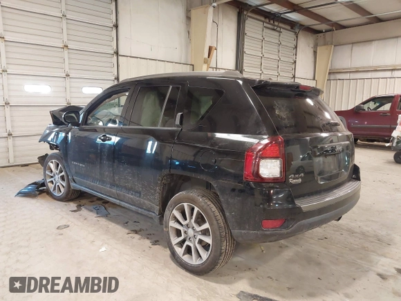 2016 Jeep Compass Sport z VIN 1C4NJDBB6GD657977, wystawiony jako IAAI lot #41327931 z przebiegiem 203 315 mil mil oraz . Historia ofert i sprzedaży dostępna na DreamBid. Obrazek 3.