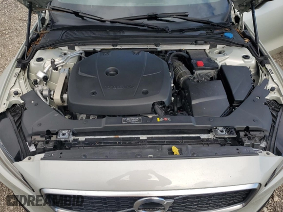 2019 Volvo S60 R-Design with VIN 7JRA22TM1KG014610, listed as a Copart auction lot 49014773 with 39,279 mi miles. Bid and sale history available at carsss.com. Image 11.