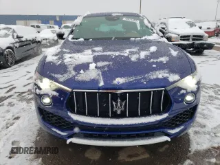 2017 Maserati Levante with VIN ZN661XUL0HX230949, listed as a Copart auction lot 78911353 with 88,364 mi miles. Bid and sale history available at carsss.com. Image 5.
