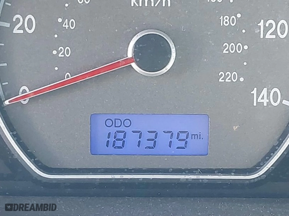 2008 Hyundai Elantra GLS with VIN KMHDU46D08U570622, listed as a IAAI auction lot 41767647 with 187,379 mi miles. Bid and sale history available at carsss.com. Image 7.