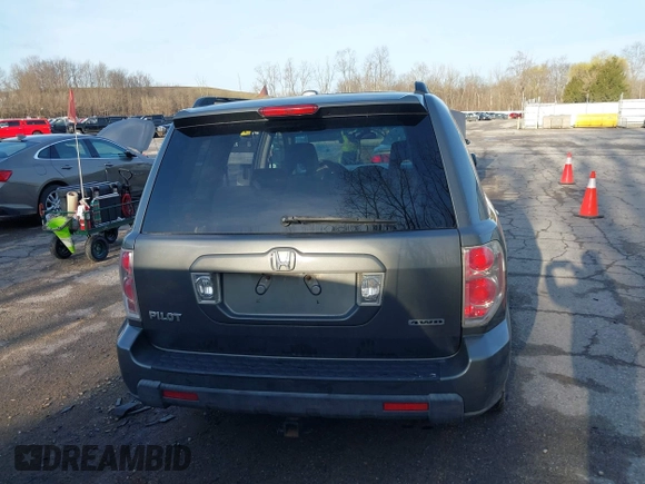 2008 Honda Pilot SE with VIN 5FNYF18398B048728, listed as a IAAI auction lot 41958578 with Not Provided miles and . Bid and sale history available at carsss.com. Image 15.