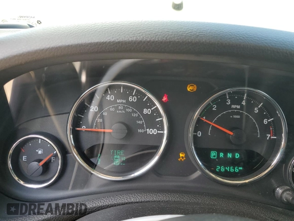 2015 Jeep Wrangler Unlimited Rubicon with VIN 1C4BJWFGXFL752602, listed as a Copart auction lot 54102395 with 26,466 mi miles and Salvage title. Bid and sale history available at DreamBid. Image 9.