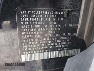 2016 Volkswagen Tiguan S z VIN WVGAV7AX0GW519952, wystawiony jako IAAI lot #42331644 z przebiegiem 92 232 mil mil oraz . Historia ofert i sprzedaży dostępna na DreamBid. Obrazek 9.