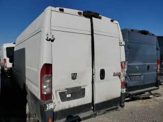 2019 Ram ProMaster Cargo Van with VIN 3C6URVJG7KE504143, listed as a Copart auction lot 45877345 with 300,689 mi miles and Salvage Title. Bid and sale history available at carsss.com. Image 2.