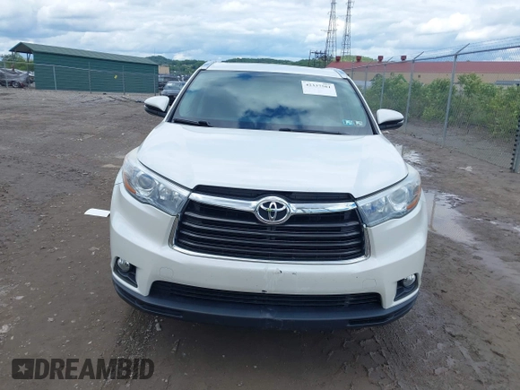 2016 Toyota Highlander XLE z VIN 5TDJKRFH6GS260362, wystawiony jako IAAI lot #42337581 z przebiegiem 69 619 mil mil oraz . Historia ofert i sprzedaży dostępna na DreamBid. Obrazek 13.