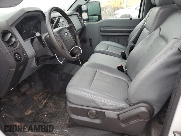 2016 Ford F-250 XL z VIN 1FTBF2A66GEB85013, wystawiony jako Copart lot #57483515 z przebiegiem 188 527 mil mil oraz Szkoda całkowita • Salvage title. Historia ofert i sprzedaży dostępna na DreamBid. Obrazek 7.