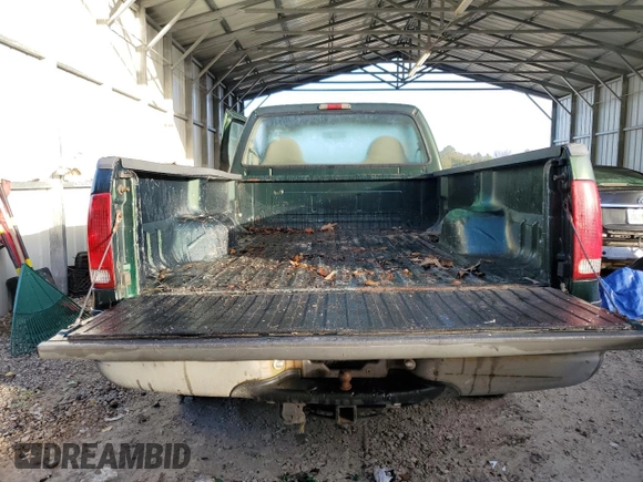 2000 Ford Super Duty F-250 XL with VIN 1FTNF20L8YEA47432, listed as a Copart auction lot 86127524 with 186,938 mi miles and Salvage Title. Bid and sale history available at carsss.com. Image 6.