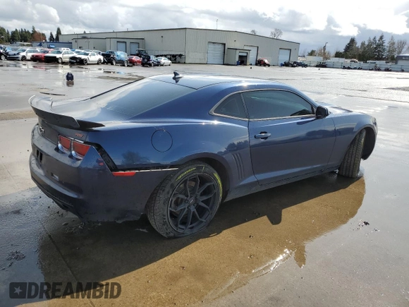 2011 Chevrolet Camaro 2LT with VIN 2G1FC1ED4B9132666, listed as a Copart auction lot 50950605 with 121,565 mi miles and Salvage title. Bid and sale history available at DreamBid. Image 3.