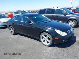 2007 Mercedes-Benz CLS 550 с VIN WDDDJ72X57A114071, выставлен на аукционе IAAI как лот 42528098 с пробегом 173 463 миль миль и . История ставок и продаж доступна на DreamBid. Изображение 1.