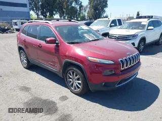 2016 Jeep Cherokee Limited z VIN 1C4PJMDS5GW226671, wystawiony jako IAAI lot #42249438 z przebiegiem 163 204 mil mil oraz . Historia ofert i sprzedaży dostępna na DreamBid. Obrazek 1.