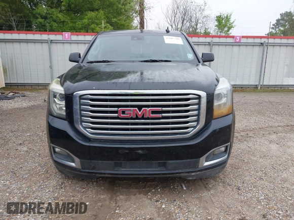 2017 GMC Yukon XL SLT with VIN 1GKS1GKC7HR340179, listed as a IAAI auction lot 41887780 with 195,978 mi miles. Bid and sale history available at carsss.com. Image 12.