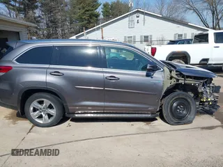 2018 Toyota Highlander Hybrid Limited with VIN 5TDDGRFHXJS043578, listed as a IAAI auction lot 41748700 with 25,937 mi miles and . Bid and sale history available at DreamBid. Image 14.