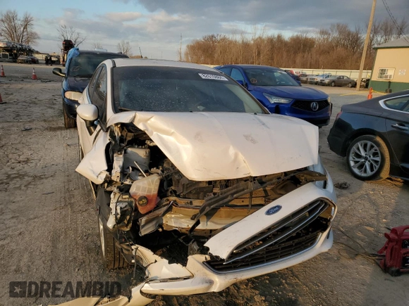 2017 Ford Fiesta Titanium with VIN 3FADP4CJ9HM136313, listed as a Copart auction lot 82610884 with Not Provided miles and Salvage Title. Bid and sale history available at DreamBid. Image 5.