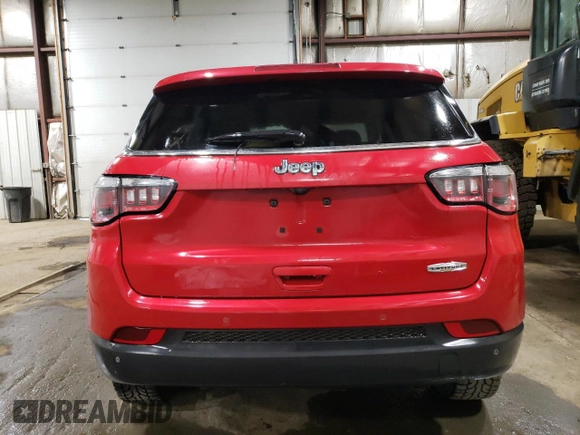 2018 Jeep Compass Latitude z VIN 3C4NJCBB8JT227301, wystawiony jako Copart lot #55670485 z przebiegiem 54 732 mil mil oraz Szkoda całkowita • Salvage title. Historia ofert i sprzedaży dostępna na DreamBid. Obrazek 6.