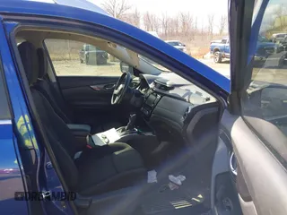 2018 Nissan Rogue SV with VIN KNMAT2MV7JP605154, listed as a IAAI auction lot 42046756 with 90,572 mi miles. Bid and sale history available at carsss.com. Image 5.