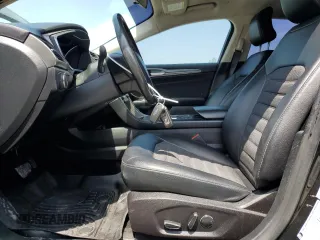2017 Ford Fusion Hybrid SE with VIN 3FA6P0LUXHR196115, listed as a Copart auction lot 61049125 with 137,613 mi miles and Salvage title. Bid and sale history available at DreamBid. Image 7.
