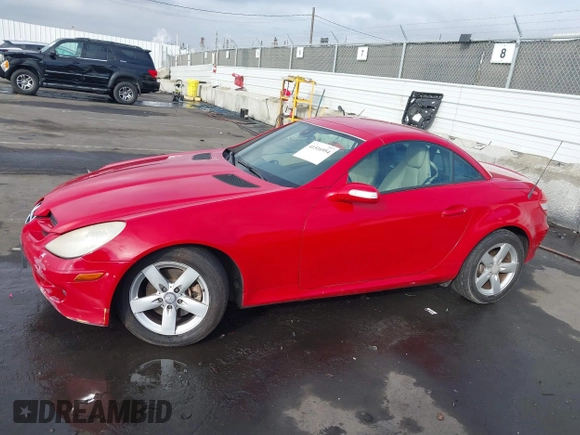 2008 Mercedes-Benz SLK-Class 3.0L with VIN WDBWK54F58F177151, listed as a IAAI auction lot 41516954 with 201,431 mi miles. Bid and sale history available at carsss.com. Image 14.