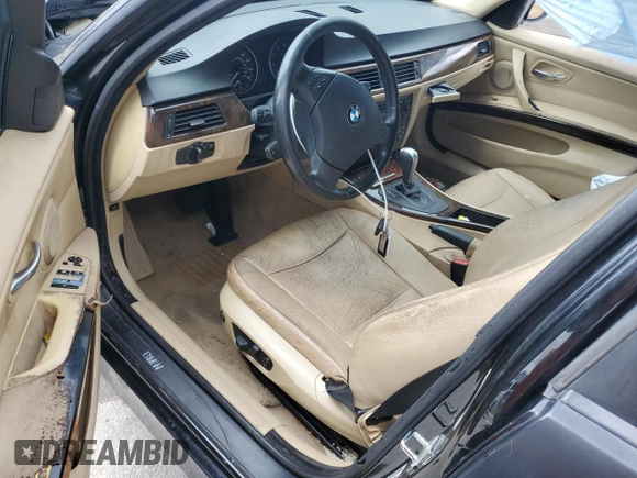 2006 BMW 3 Series 325i z VIN WBAVB135X6PT13731, wystawiony jako Copart lot #63491885 z przebiegiem Nie podano mil oraz Szkoda całkowita • Salvage title. Historia ofert i sprzedaży dostępna na DreamBid. Obrazek 8.