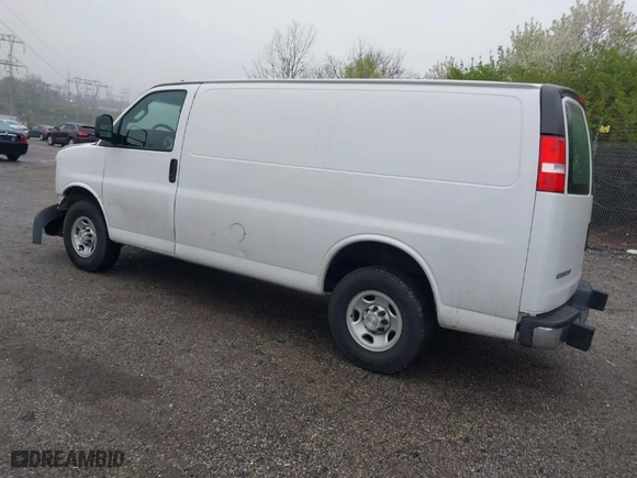 2021 Chevrolet Express Cargo Van with VIN 1GCWGAFP0M1198014, listed as a IAAI auction lot 41844897 with 57,993 mi miles. Bid and sale history available at carsss.com. Image 3.