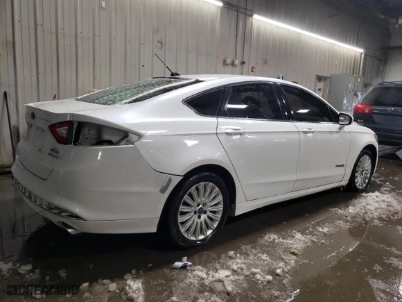 2014 Ford Fusion SE Hybrid with VIN 3FA6P0LU5ER300571, listed as a Copart auction lot 44966015 with 123,319 mi miles and Salvage Title. Bid and sale history available at carsss.com. Image 3.