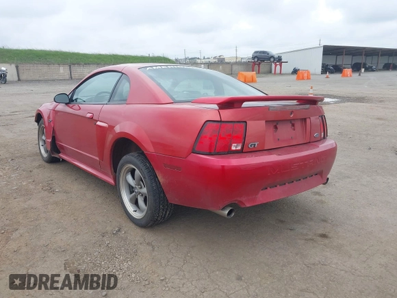 2001 Ford Mustang GT Deluxe with VIN 1FAFP42X51F196027, listed as a IAAI auction lot 41742091 with 178,065 mi miles. Bid and sale history available at carsss.com. Image 3.