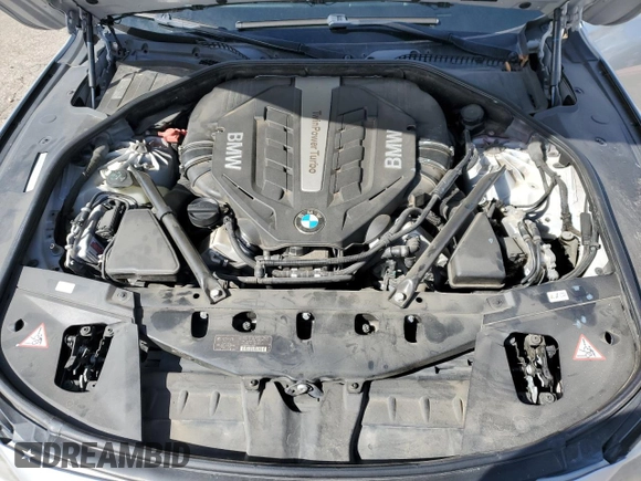 2014 BMW 7 Series ALPINA B7 with VIN WBAYE8C54ED135263, listed as a Copart auction lot 46452435 with 138,731 mi miles and Salvage title. Bid and sale history available at DreamBid. Image 11.