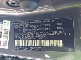 2022 Toyota Highlander XLE with VIN 5TDHZRBH3NS180434, listed as a IAAI auction lot 41640993 with 43,848 mi miles. Bid and sale history available at carsss.com. Image 9.