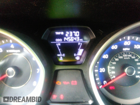 2013 Hyundai Elantra GS z VIN KMHDH6AE9DU002802, wystawiony jako IAAI lot #42433199 z przebiegiem 145 643 mil mil oraz . Historia ofert i sprzedaży dostępna na DreamBid. Obrazek 7.