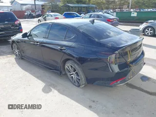 2023 Genesis G70 2.0T z VIN KMTG34TA1PU122551, wystawiony jako IAAI lot #41474272 z przebiegiem 38 964 mil mil oraz . Historia ofert i sprzedaży dostępna na DreamBid. Obrazek 3.