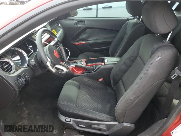 2013 Ford Mustang V6 with VIN 1ZVBP8AM7D5200710, listed as a Copart auction lot 46943765 with 140,327 mi miles and Salvage Title. Bid and sale history available at carsss.com. Image 7.