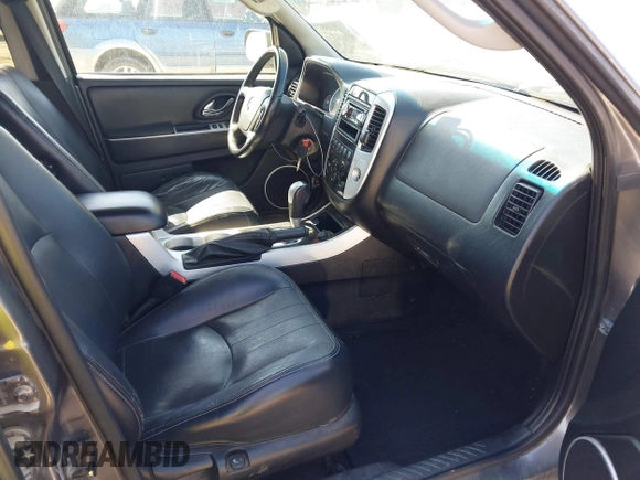 2006 Mercury Mariner Luxury с VIN 4M2CU57116KJ19454, выставлен на аукционе IAAI как лот 42436725 с пробегом 244 689 миль миль и . История ставок и продаж доступна на DreamBid. Изображение 5.